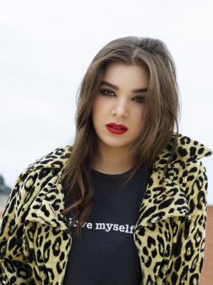 hailee_001.jpg