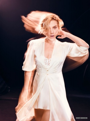 scarlett_001.jpg