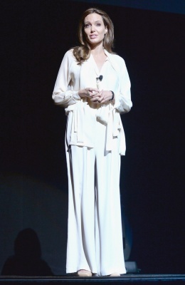 angelina_005.jpg