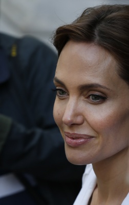 angelina_036.jpg