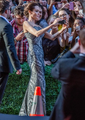angelina_010.jpg
