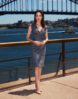 angelina_020.jpg