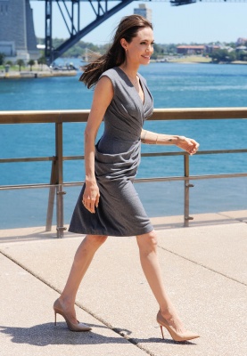angelina_022.jpg