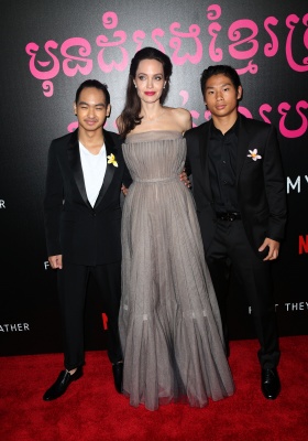 angelina_073.jpg