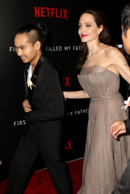 angelina_105.jpg