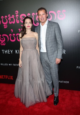 angelina_190.jpg