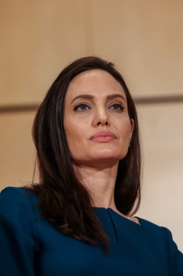 angelina_014.jpg