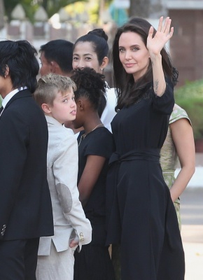 angelina_062.jpg