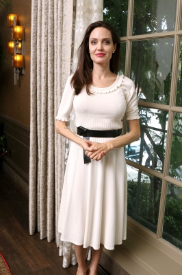 angelina_076.jpg