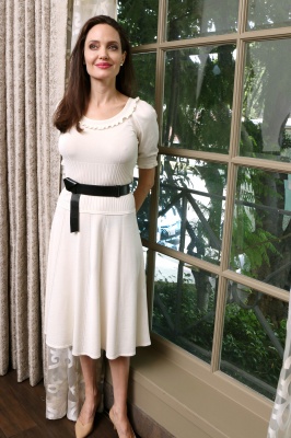 angelina_094.jpg