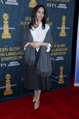 angelina_012.jpg