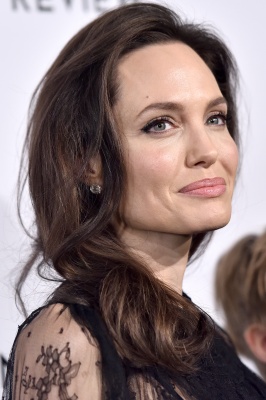 angelina_045.jpg