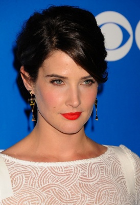 63082453_cobie_smulders_2012_cbs_upfront_002.jpg