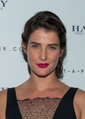 cobie_001.jpg