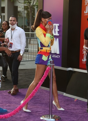 zendaya_0125.jpg