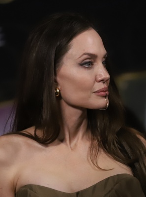 angelina_0019.jpg