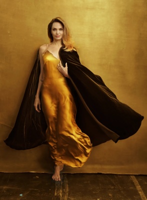 angelina_0002.jpg