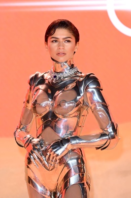 zendaya_0417.jpg