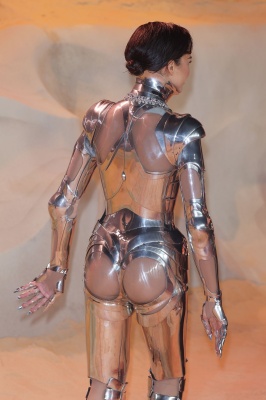 zendaya_0506.jpg