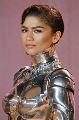 zendaya_1016.jpg