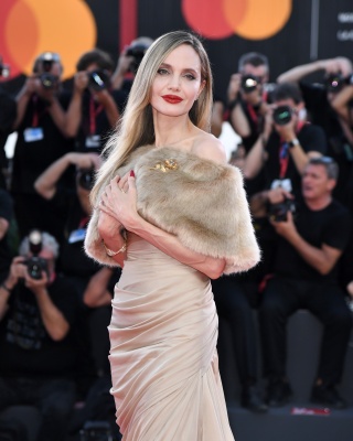 ANGELINA_0005.jpg