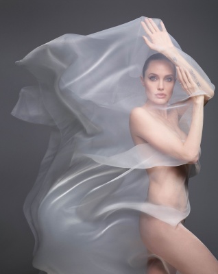 angelina_007.jpg