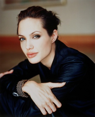 angelina_014.jpg